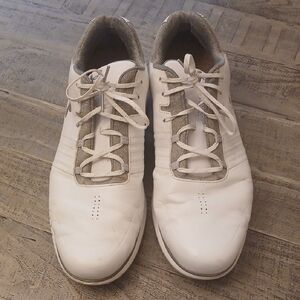 Mens Under Armour White and Gray Golf  Shoes with Minimalist Design Size 15